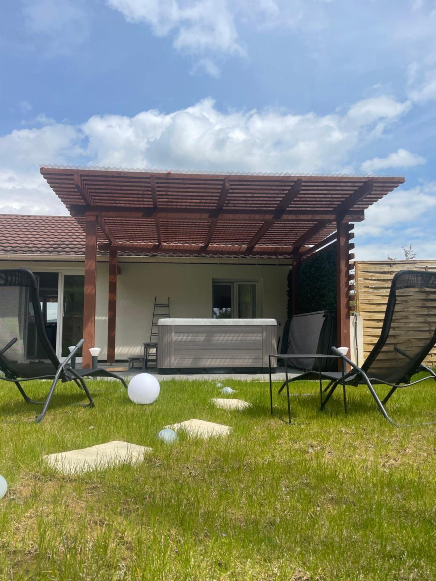 Sinalospa - Culiacan - Appartement Jardin Jacuzzi Sauna A 5 Minutes De Nancy Place Stanislas Champigneulles Екстер'єр фото